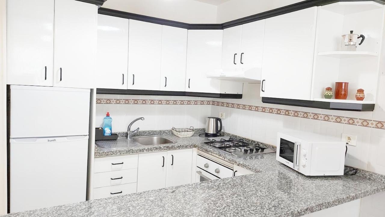 Centric 2 Bedrooms Apartment Near To The Beach - By Tenerifehints El Médano Exteriör bild