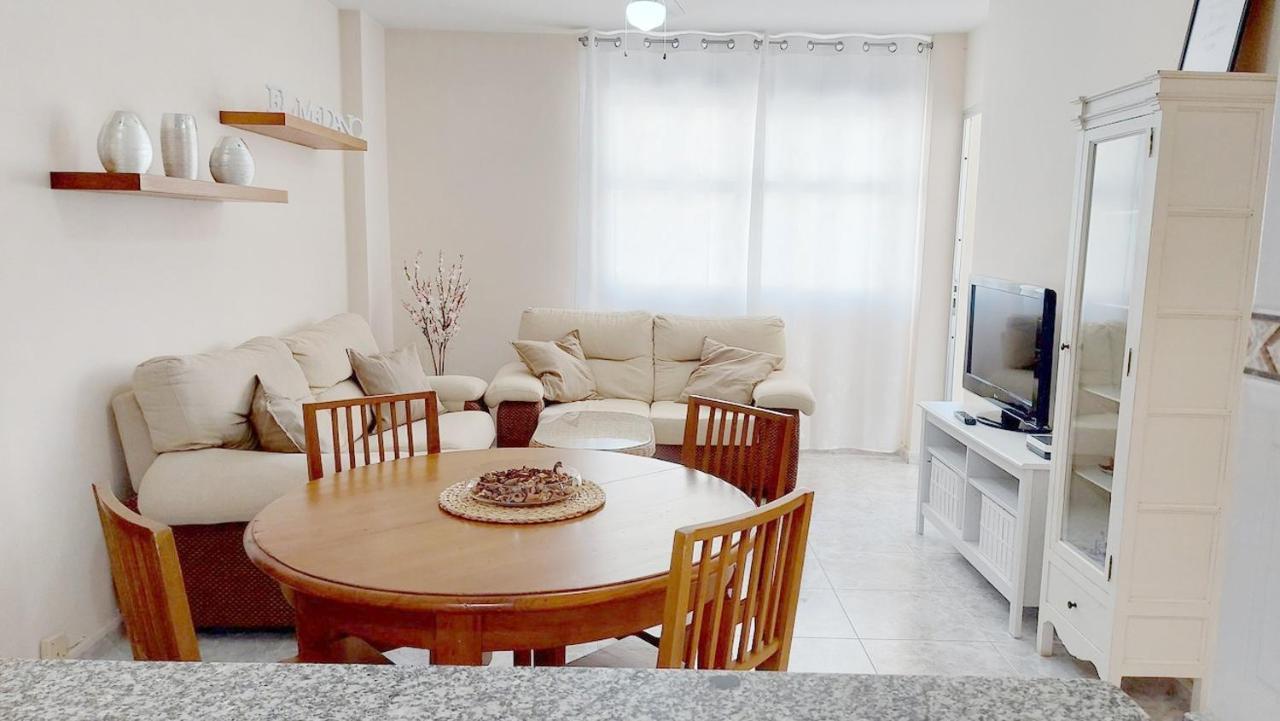 Centric 2 Bedrooms Apartment Near To The Beach - By Tenerifehints El Médano Exteriör bild